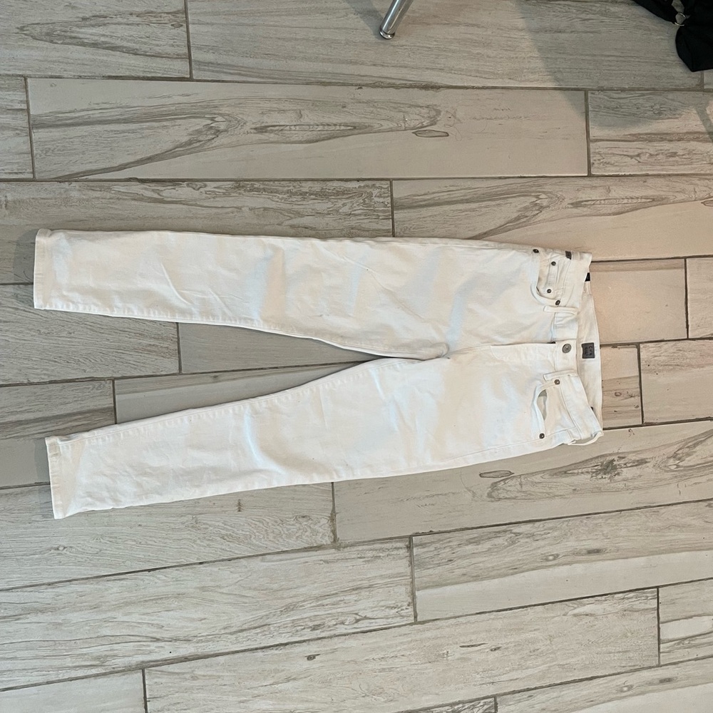 Citizens of humanity white rocket sculpt jeans 26